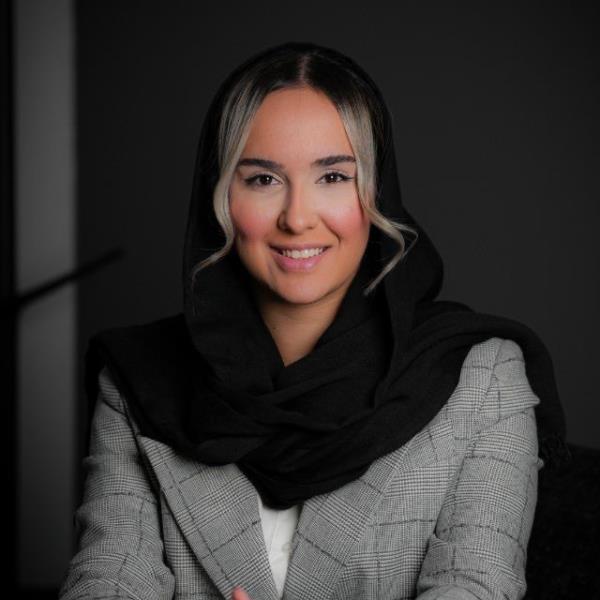 مشاوره اختصاصی با آیناز